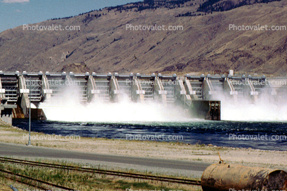 Rocky Reach Dam, Chelan - Douglas counties, Washington