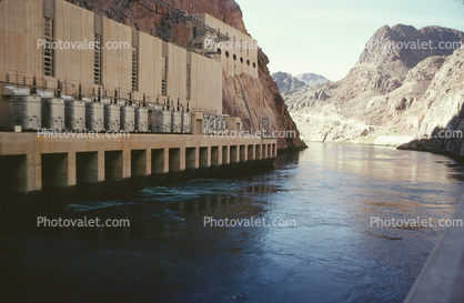Colorado River, Hoover Dam, Exit Ports