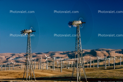 Altamont Pass, Spinning Blades, Propeller, Turbine, spinning, spin, spins, Rotor, rotation, blur, Wind farms