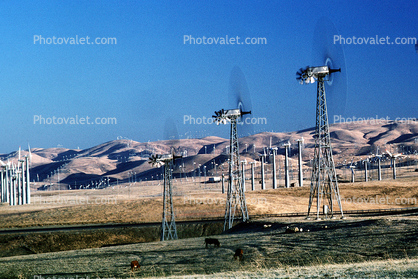Hills, Altamont Pass, Spinning Blades, Propeller, Turbine, spinning, spin, spins, Rotor, rotation, blur, Wind farms