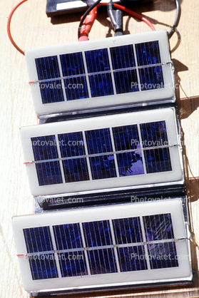 Solar Panels, electricty for Hydrogen Fuel Cell
