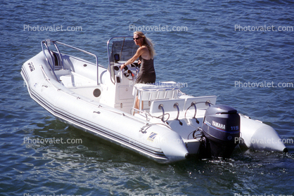 Yamaha outboard engine
