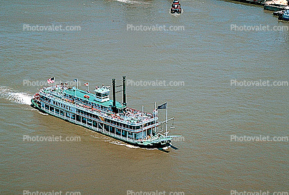 Paddle Wheel Steamer, Mississippi River, New Orleans
