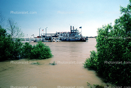 Paddle Wheel Steamer Cotton Blossom, Mississippi River, New Orleans, Dock