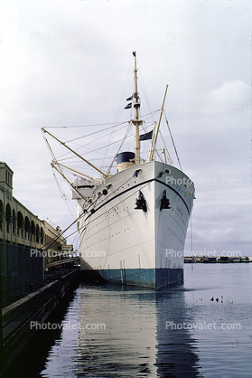 SS Lurline, Ocean Liner, Cruiseship, Bow, Dock, Pier, Harbor, Matson Lines, Honolulu