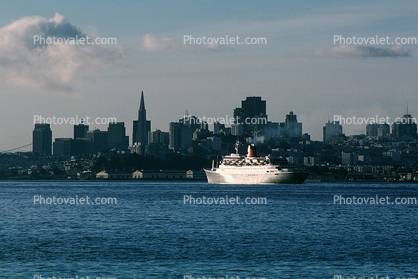 skyline, Sagafjord, Cunard Lines, Ocean Liner, Cruise Ship, IMO 6416043