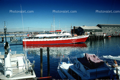 Ranger-V, Docks, Harbor, boats, Redhull, redboat
