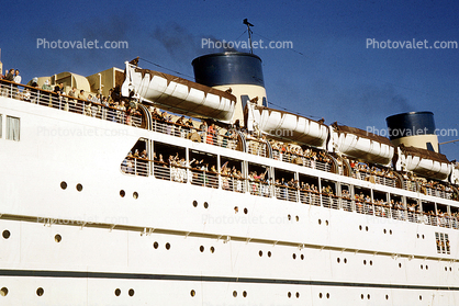 Lifeboats, Portholes, Smokestacks, Matsonia, Cruise Ship, 1963, IMO: 5229223, 1960s
