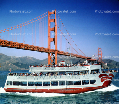 Red and White Fleet Sightseeing Boat, touring