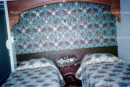 Beds, wallpaper, cabin, American Queen, Cabin