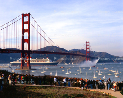 Queen Mary 2, Golden Gate Bridge, IMO: 9241061, Ocean Liner, Cunard Line