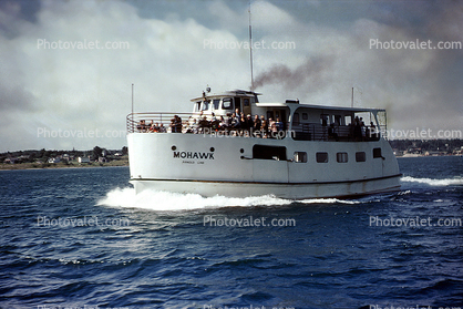 Mohawk, Arnold Line, Great Lakes, smoke, passenger ferry, 1950s