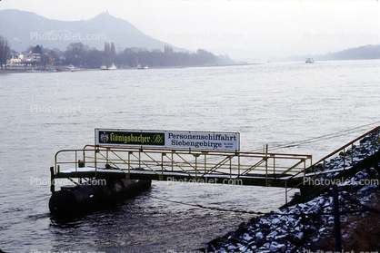 Dock, Rhine River, (Rhein)