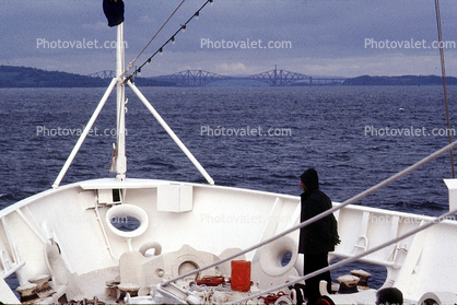 Bow, Forth Railroad Bridge, over the Firth of Forth, Scotland, 1985, 1980s