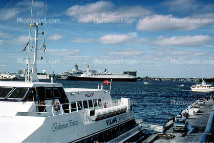 Viking Express, Freeport, Grand Bahama Island, Bahamian Princess, December 1987, 1980s