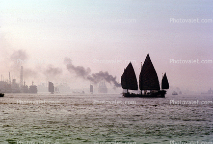 Chinese Junk, smog, Shanghai, July 1973, 1970s