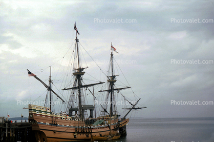 Mayflower, Plymouth Rock