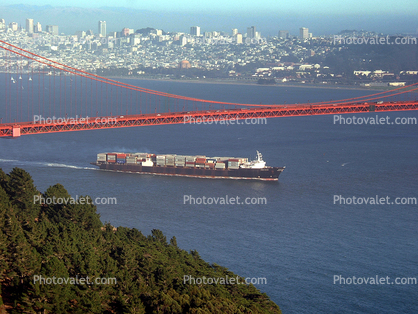 Matson Containership, Golden Gate Bridge
