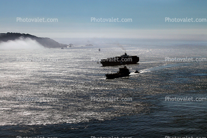 Maersk Bering, APL Denmark, Entering the Golden Gate