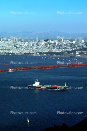 Ever Valor Container Ship, Evergreen Shipping, Golden Gate Bridge, IMO: 7729265