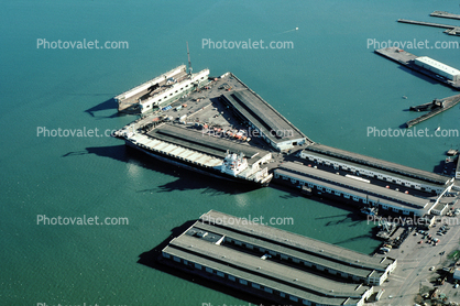 docked, dockyard, dock yard, water, freighter, Port, Import, Export, dock, Piers, ship, the Embarcadero