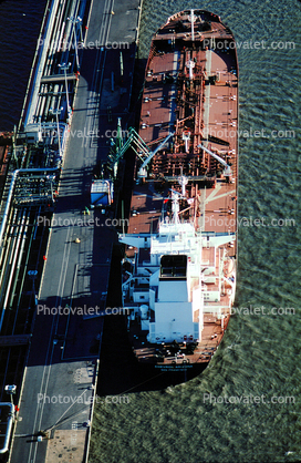 Chevron Arizona, Oil Products Tanker, IMO: 7392036, Dock, Harbor