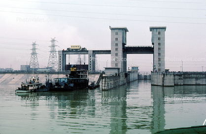 Yangtze River, Locks, Dam