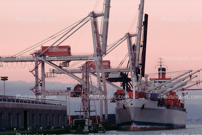 Argentina Star, Gantry Crane, Dock, Harbor, IMO: 7636688, India Basin