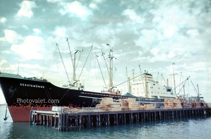 Geestemunde, Dock, Cargo Ship, cranes, Lumber, wood products