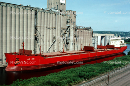 Huge Silo's, Lake Erie Bulk Carrier, redboat, redhull