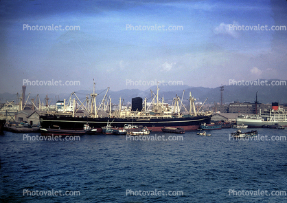 Kobe Harbor, tugboats, 1970, 1970s
