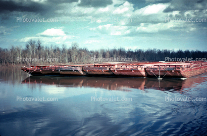Barges, north of New Orleans, redhull