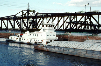 Fredrick B. Wells, Peavy, Pusher Tugboat, barge