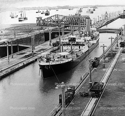 canal, mules, cargo ship, 1950s