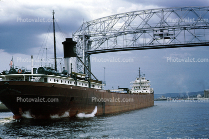Governor Miller, USS Steel Ship, Bulk Carrier, Ore Ship, IMO: 5134234, Harbor, Duluth, June 1971, 1970s