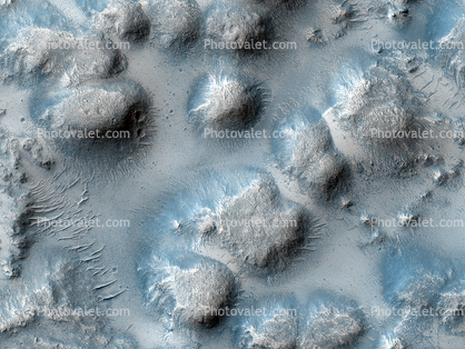 Mounds on Mars