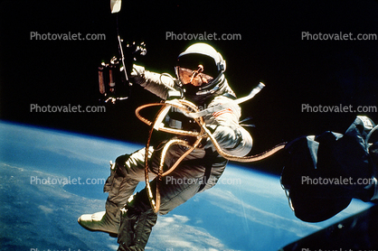 Ed White, Astronaut, Space Walk, Gemini IV spacewalk, extravehicular activity (EVA), Spacesuit