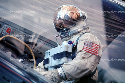 Ed White, Astronaut, Space Walk, Gemini IV spacewalk, extravehicular activity (EVA)