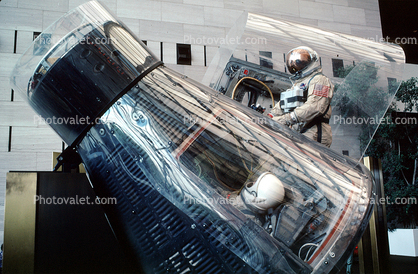 Ed White, Astronaut, Space Walk, Gemini IV spacewalk, extravehicular activity (EVA)