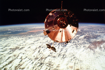Apollo, Service Module, In-Orbit around the earth
