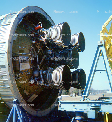 Saturn-V Rocket Engines, section, Alabama Space and Rocket Center, Huntsville