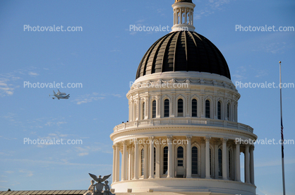 Last flight of the Space Shuttle over the State Capitol Dome, State Capitol building, Sacramento