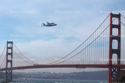 Last flight of the Space Shuttle over the Golden Gate Bridge, Shuttle Carrier Aircraft (SCA), Space Shuttle Ferry, NASA Space Shuttle Carrier, Boeing 747-100