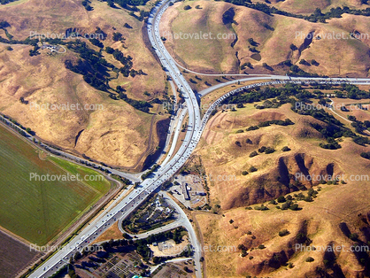 Three Way Interchange, Semi-directional-T interchange