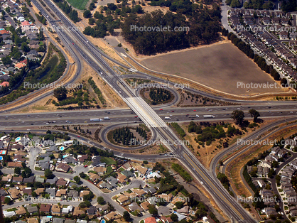 Parclo Interchange, overpass, underpass, freeway, highway, symmetry, exit, entry