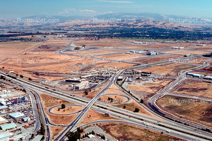 Six ramp Parclo Interchange, Interstate Highway I-580, Pleasanton, California