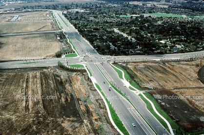 Hopyard Road, Pleasanton, California, 1 October 1983