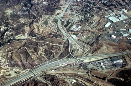 Maze, Three-way Interchange, Semi-Directional T interchange, T-bone Interchange, Interstate Highway I-280, Interstate Highway I-210, Foothill Freeway, San Fernando Valley