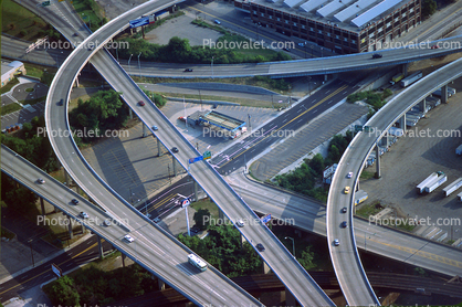 Maze, tangle, overpass, underpass, intersection, interchange, freeway, highway, exit, entrance, entry, Parking Lot, Cincinnati