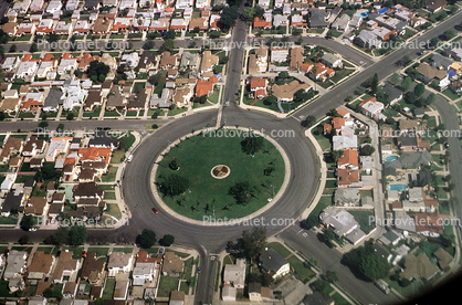Round-about, homes, houses, urban, neighborhood, round, circle, nexus, homes, houses, suburbia, suburban, Los Angeles